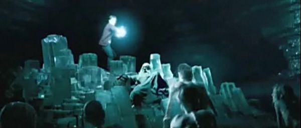 Harry Potter et le prince de sang-mêlé: Harry Potter (Daniel Radcliff) et Dumbledore (Michael Gambon) à la recherche de l'horcrux