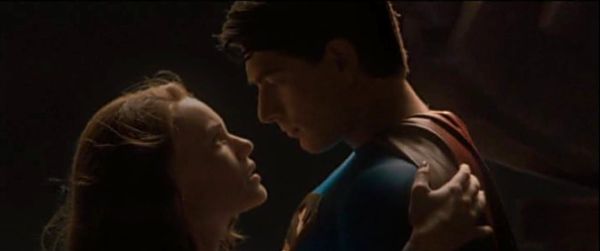 Superman returns: Lois Lane (Kate Bosworth) est toujours sous le charme de Superman (Brandon Routh)