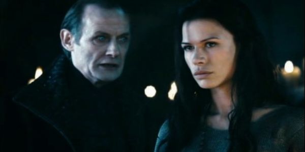 Underworld rise of the Lycans: Viktor (Bill Nighy) et Sonja (Rhona Mitra)